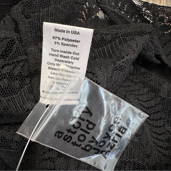 Avec Les Filles Black Lace Puff Sleeves Blouse Size Small Keyhole Back - Picture 7 of 8